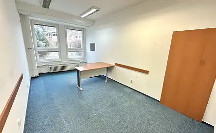 Pronájem kanceláře 22 m², Jiráskova, Vsetín