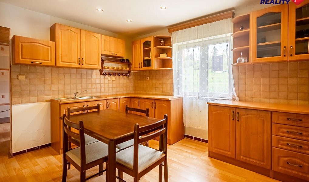 Prodej chaty/chalupy 462 m² s pozemkem 688 m², Vítkov – náhled fotky 8