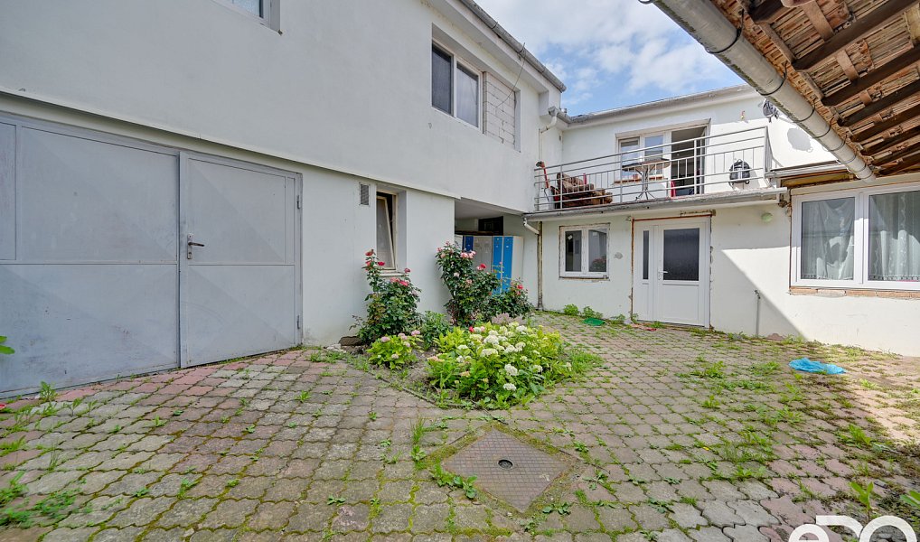 Prodej domu 282 m² s pozemkem 1 120 m², Hustopeče – náhled fotky 15