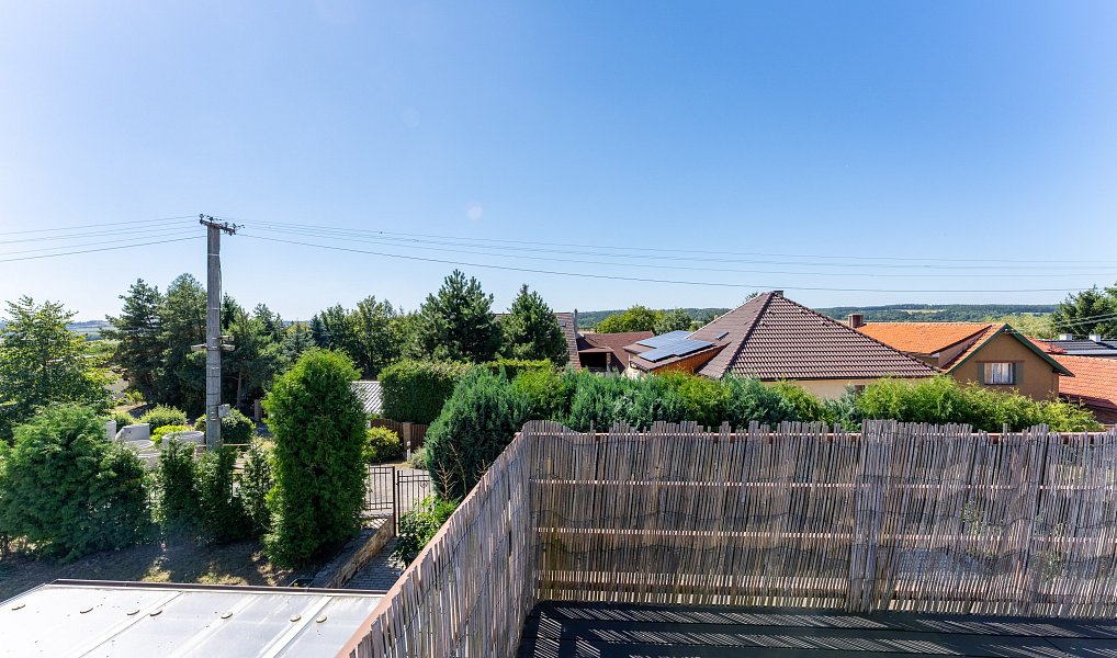Prodej domu 162 m² s pozemkem 735 m², Horní Kruty – náhled fotky 25