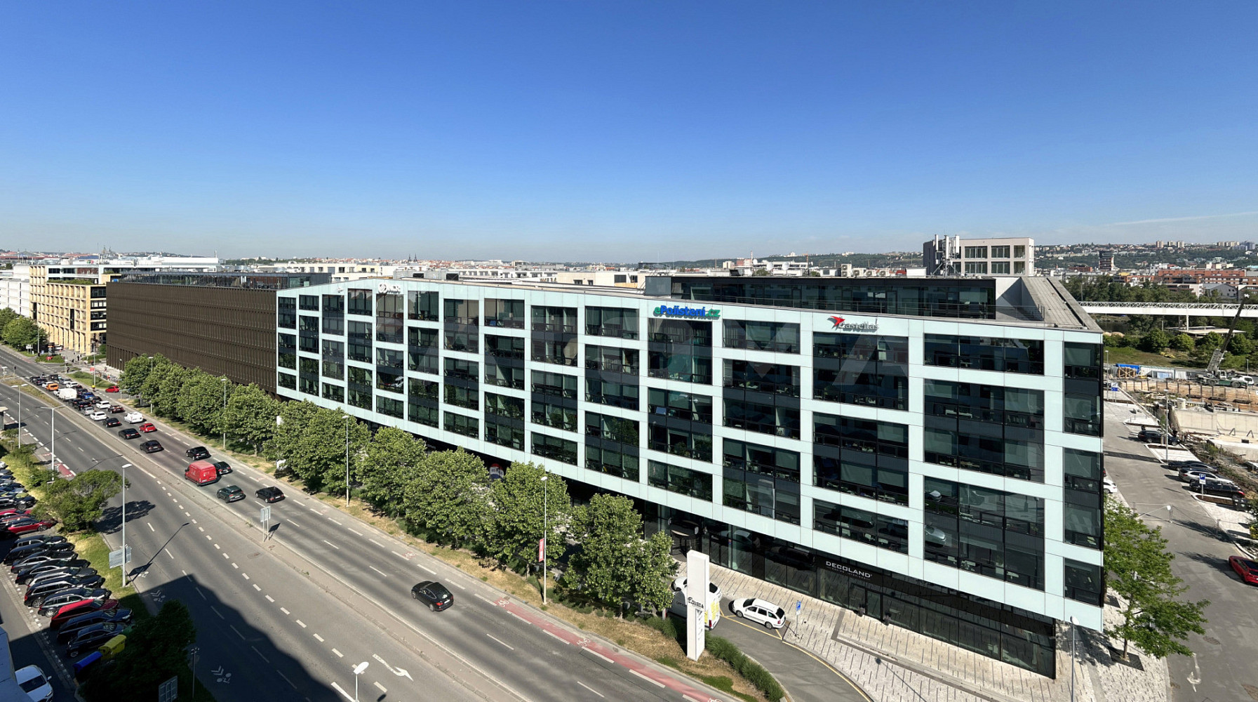 Pronájem kanceláře 595 m²