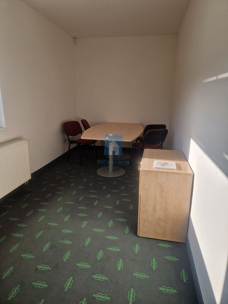Pronájem kanceláře 114 m² – fotografie 4
