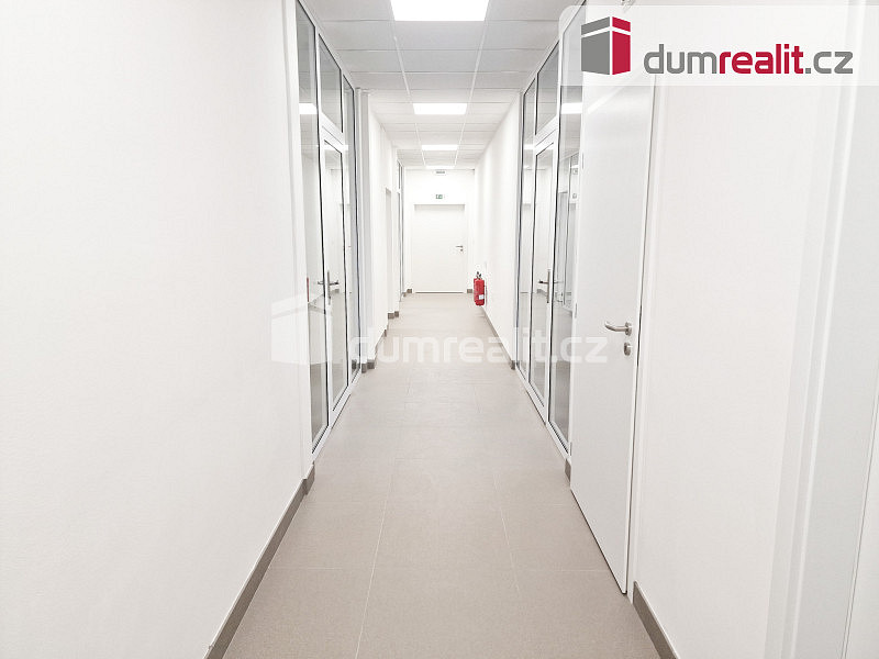 Pronájem komerčního objektu (jiného typu) 40 m² — photo 4