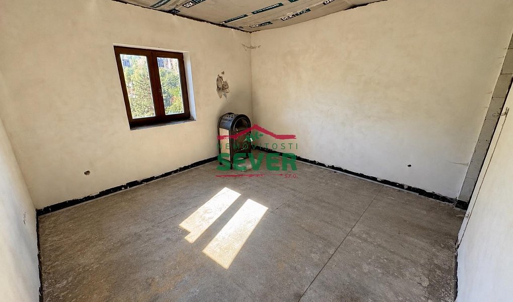 Prodej domu 150 m² s pozemkem 338 m², Loket – náhled fotky 11