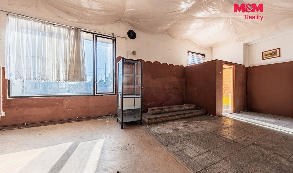 Prodej obchodních prostor 600 m², Nová Ves – náhled fotky 9
