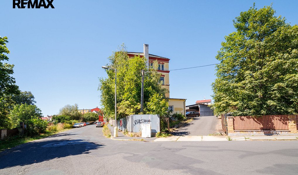 Prodej výrobních prostor 2 350 m², Aš – náhled fotky 47
