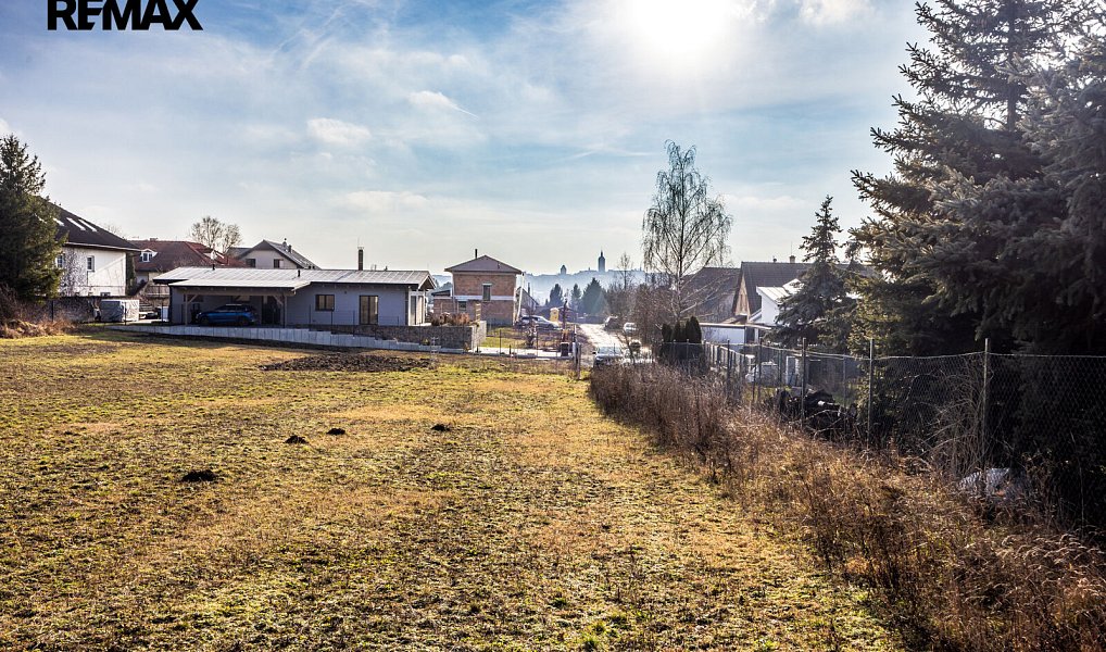 Prodej stavebního pozemku 3 362 m², Mělník – náhled fotky 2