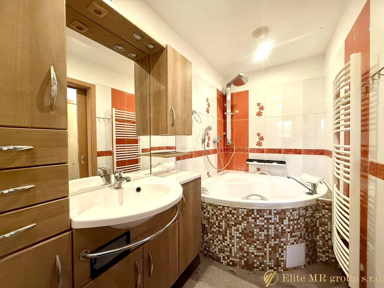 Prodej domu 122 m² s pozemkem 364 m² — photo 5