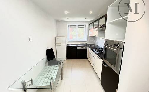 Pronájem bytu 2+1 72 m², Puklicova, České Budějovice - České Budějovice 3