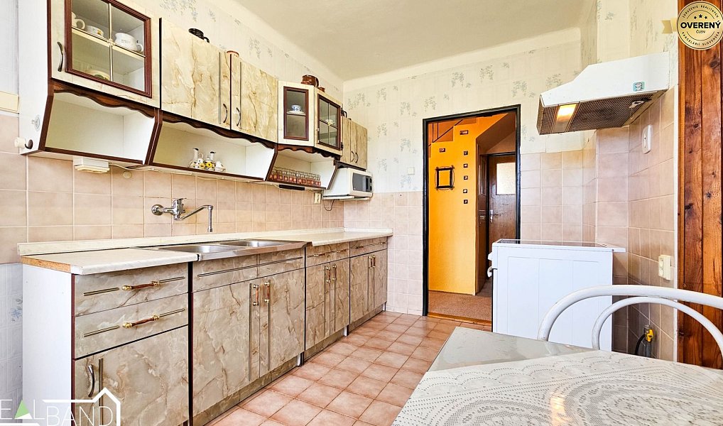 Prodej domu 270 m² s pozemkem 661 m², Sázava – náhled fotky 8
