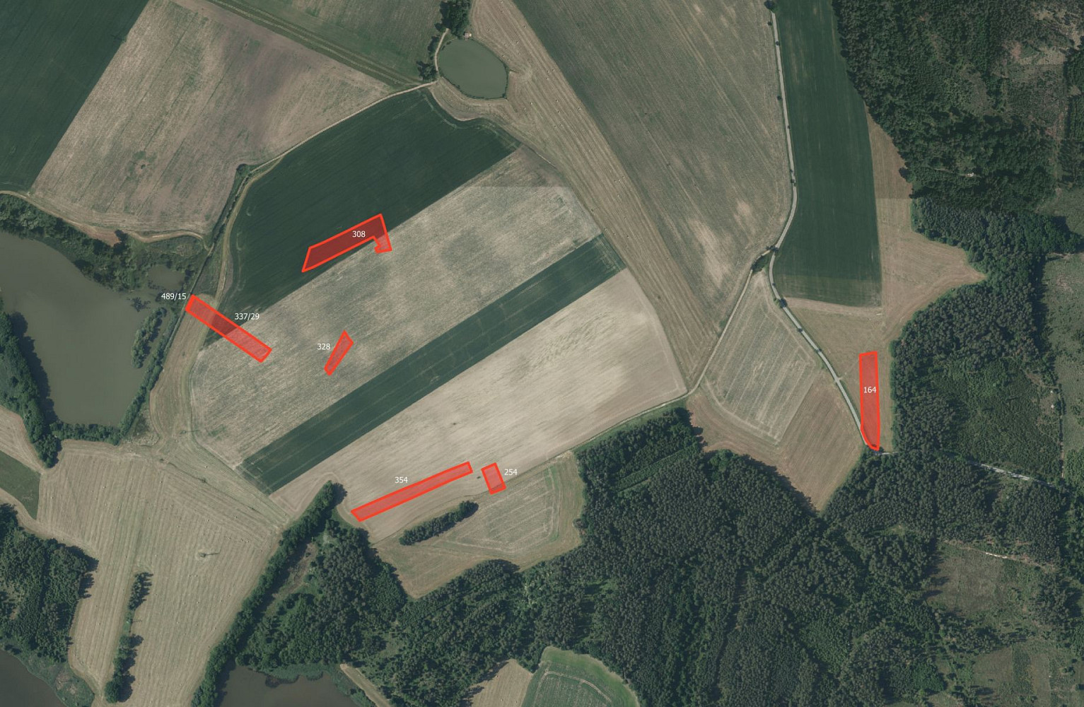 Prodej pole 13 100 m²