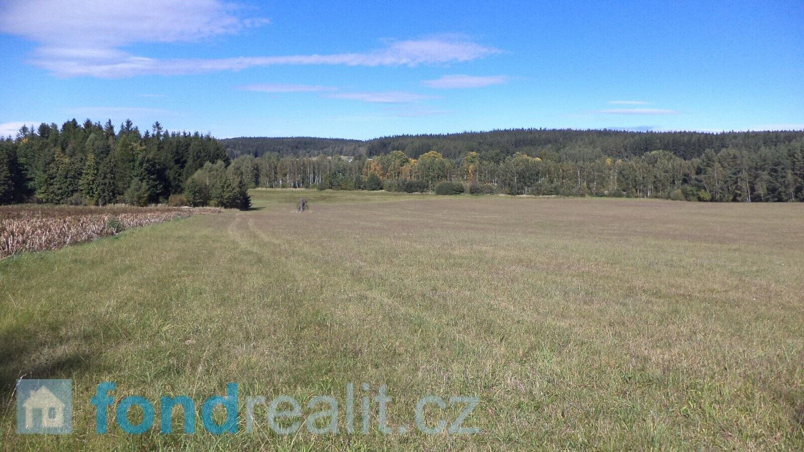 Prodej pozemku 8 516 m²