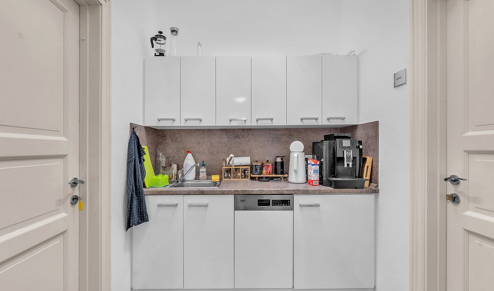 Pronájem kanceláře 112 m², Hradec Králové – náhled fotky 6
