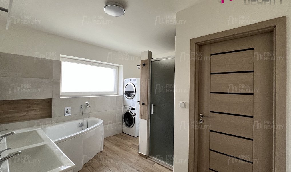 Prodej domu 187 m² s pozemkem 1 358 m², Kvasiny – náhled fotky 7