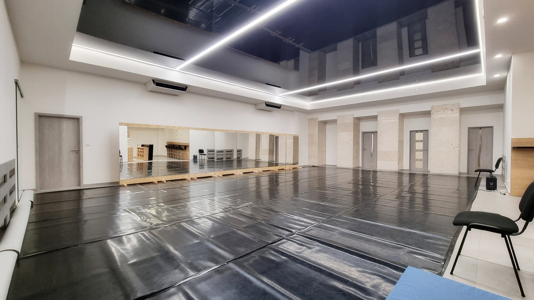 Pronájem komerčního objektu (jiného typu) 233 m² — photo 5