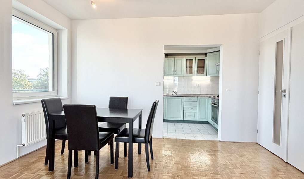 Pronájem bytu 2+1 64 m², Tylova, Kladno