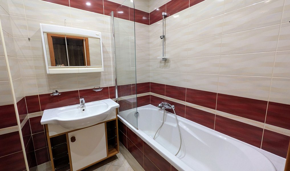 Pronájem bytu 3+1 85 m², Strakonice – náhled fotky 12