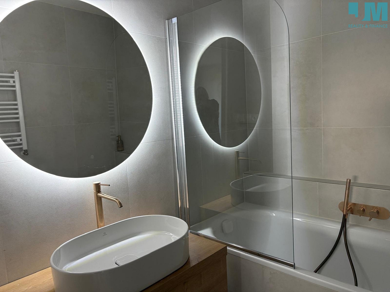 Pronájem bytu 4+kk 120 m² – fotografie 3