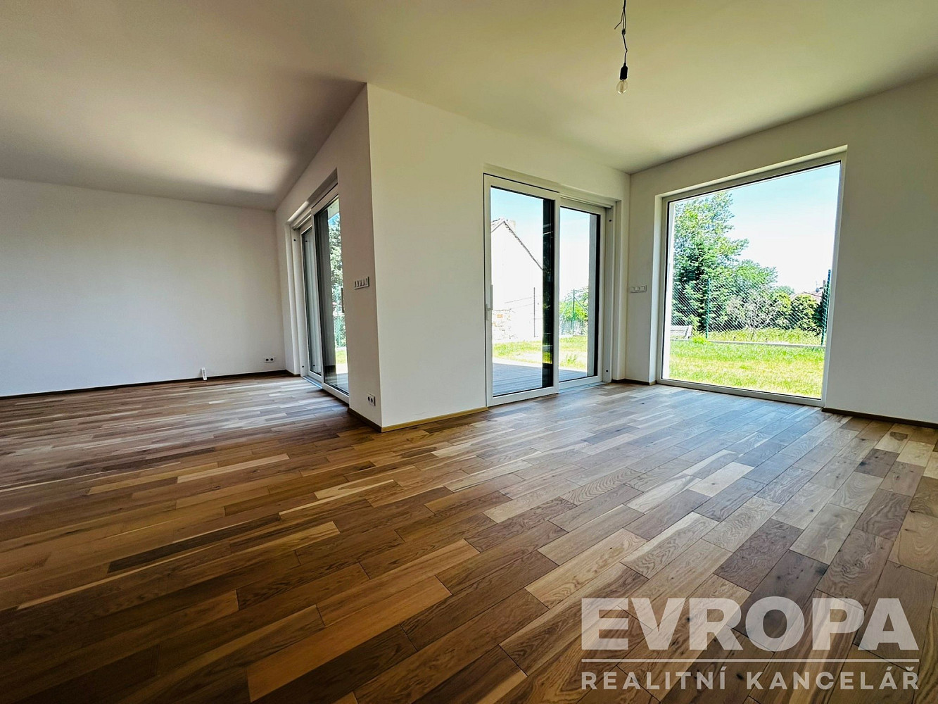 Prodej domu 129 m² s pozemkem 569 m²