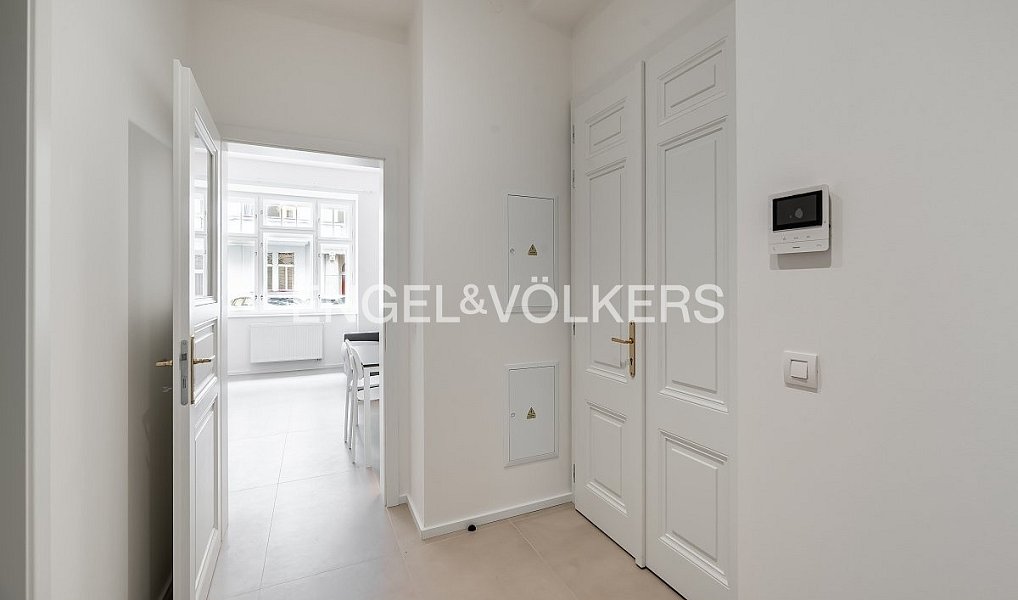 Pronájem bytu 2+kk 52 m², Praha – náhled fotky 7