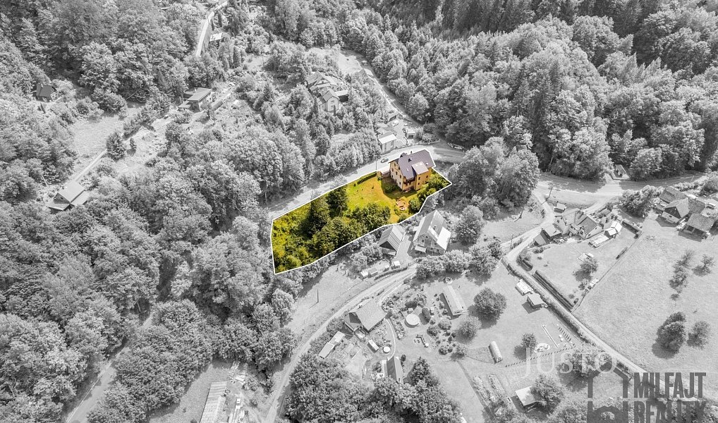 Prodej domu 336 m² s pozemkem 1 978 m², Železný Brod – náhled fotky 25