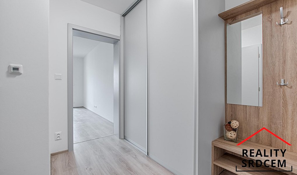 Pronájem bytu 1+kk 34 m², Frýdek-Místek – náhled fotky 8