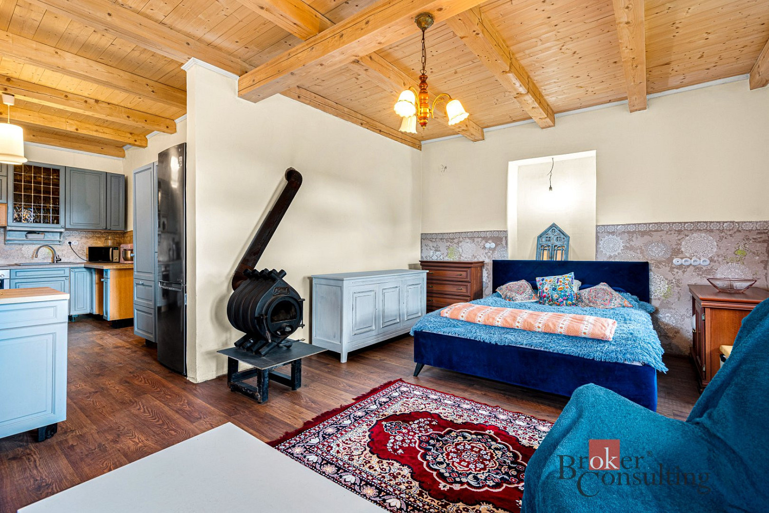 Prodej domu 180 m² s pozemkem 690 m² — photo 2