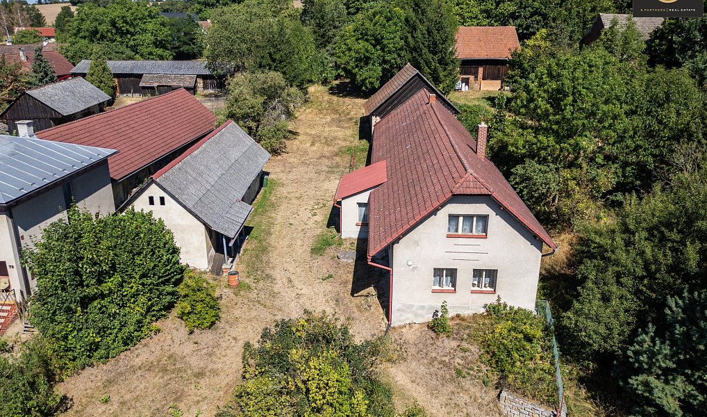 Prodej chaty/chalupy 97 m² s pozemkem 1 778 m², Chřenovice – fotka 1 z 25