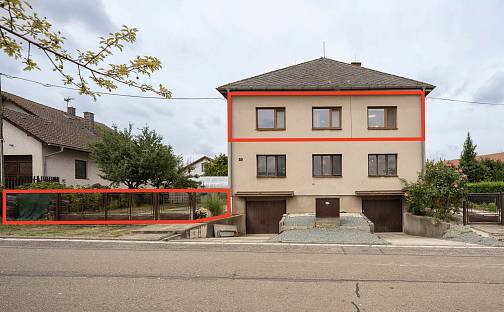 Pronájem bytu 4+1 100 m², Stračov, okres Hradec Králové