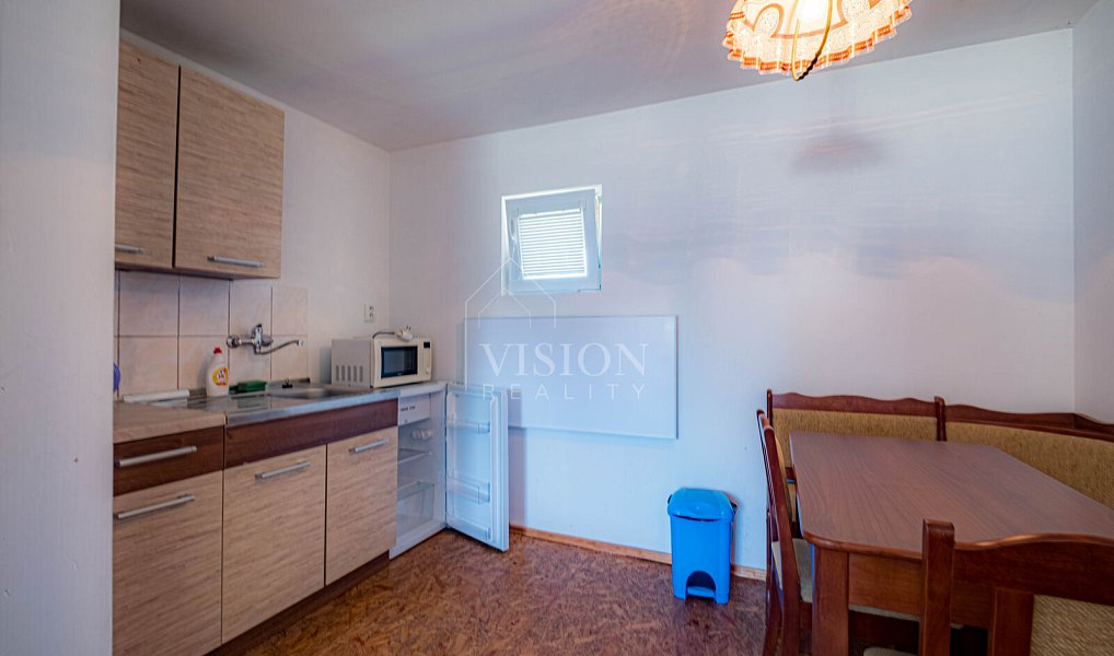 Prodej ubytovacího objektu 1 050 m², Varvažov – náhled fotky 19