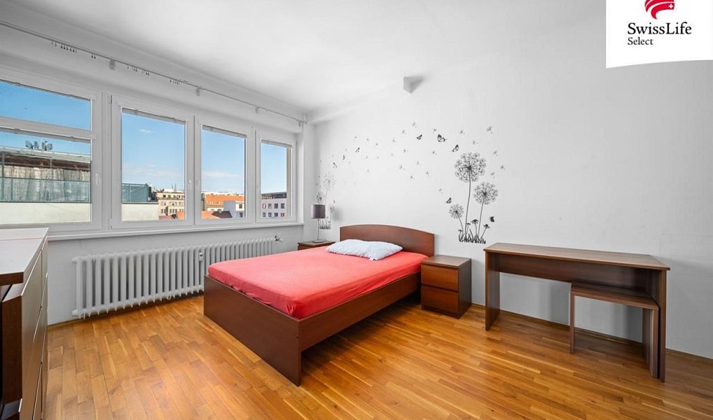 Pronájem bytu 2+kk 55 m², Praha – náhled fotky 2
