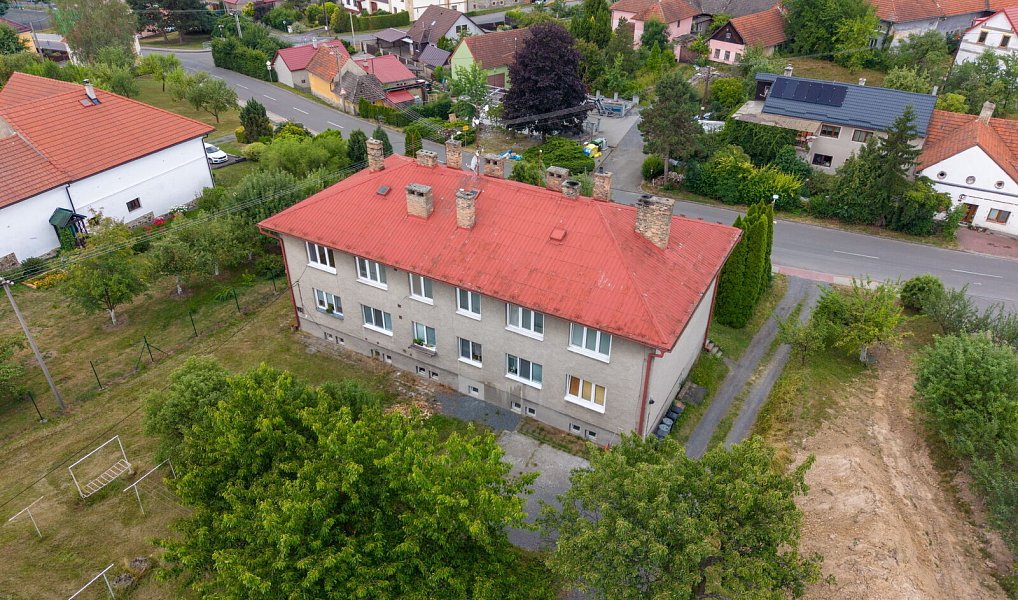 Prodej bytu 2+1 60 m², Milenov – náhled fotky 3