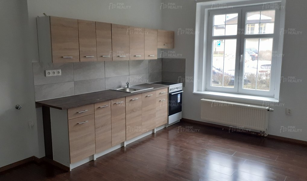 Pronájem bytu 2+kk 50 m², Dvůr Králové nad Labem – náhled fotky 2
