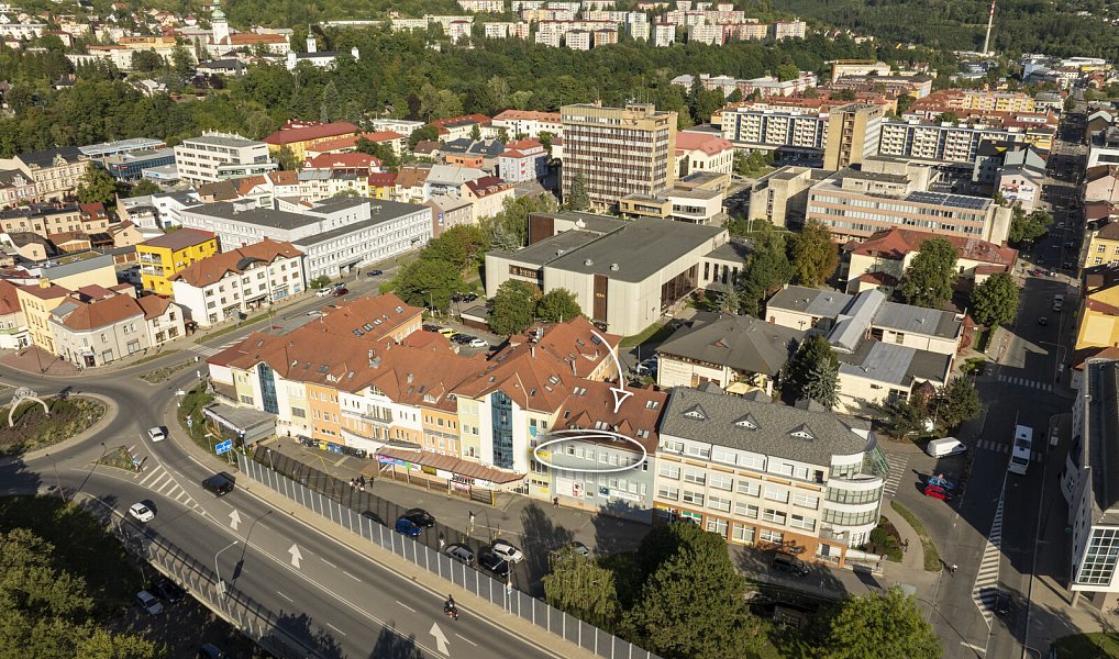 Prodej kanceláře 81 m², Vsetín – náhled fotky 12
