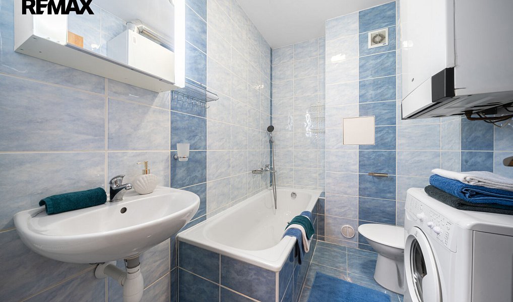 Prodej bytu 2+kk 44 m², Praha – náhled fotky 14