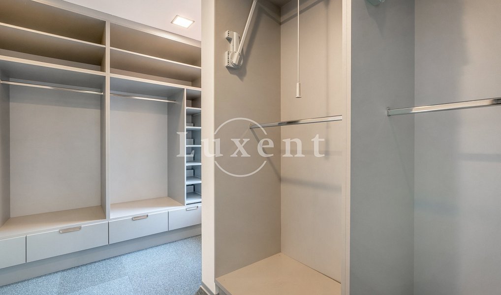 Prodej domu 261 m² s pozemkem 1 135 m², Tuchoměřice – náhled fotky 18