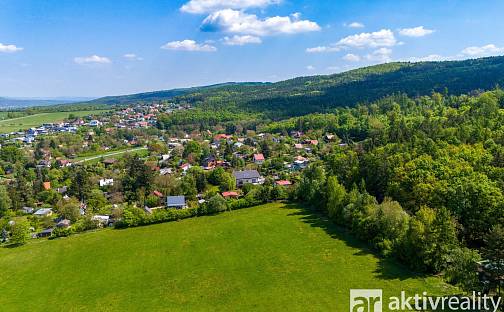 Prodej stavebního pozemku 1 169 m², V Zátiší, Svinaře - Halouny, okres Beroun