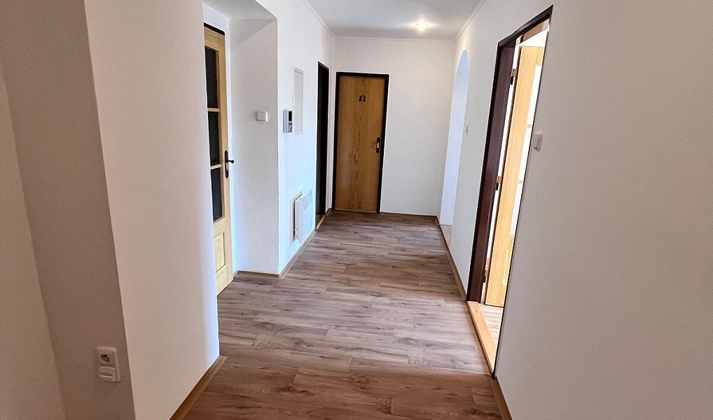 Pronájem bytu 2+1 92 m², Pelhřimov – náhled fotky 9