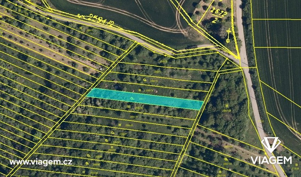 Prodej zahrady 765 m², Halenkovice – náhled fotky 3