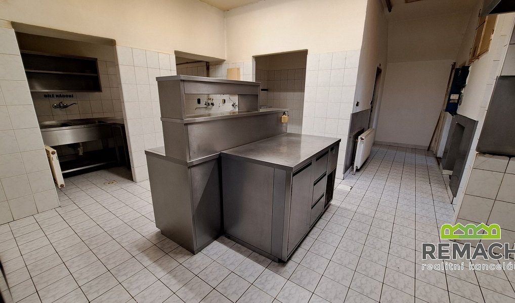 Pronájem restaurace 197 m², Kunovice – náhled fotky 6