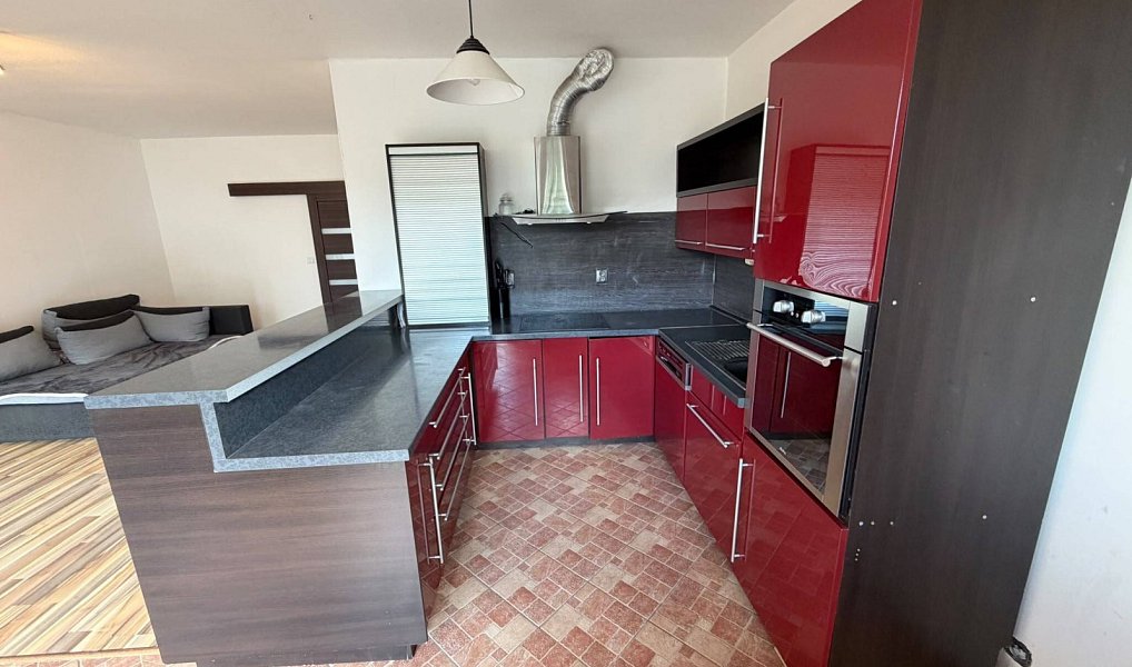 Prodej bytu 3+kk 77 m², Pardubice – náhled fotky 2