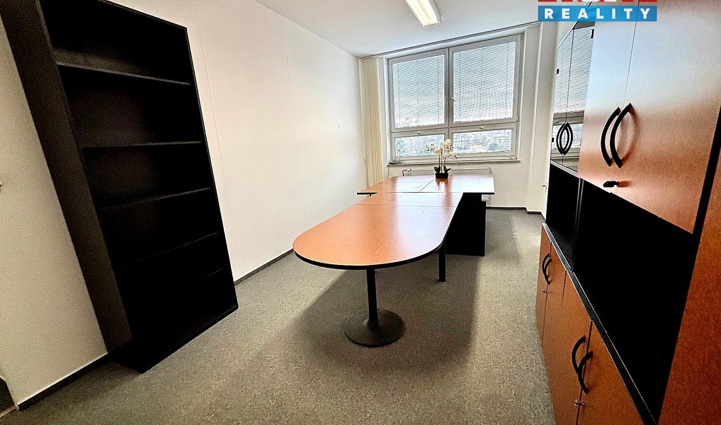Pronájem kanceláře 55 m², České Budějovice – náhled fotky 2