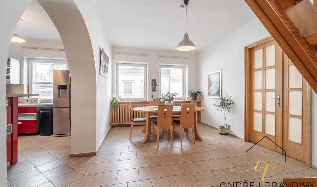 Prodej domu 265 m² s pozemkem 428 m², Lety – náhled fotky 9
