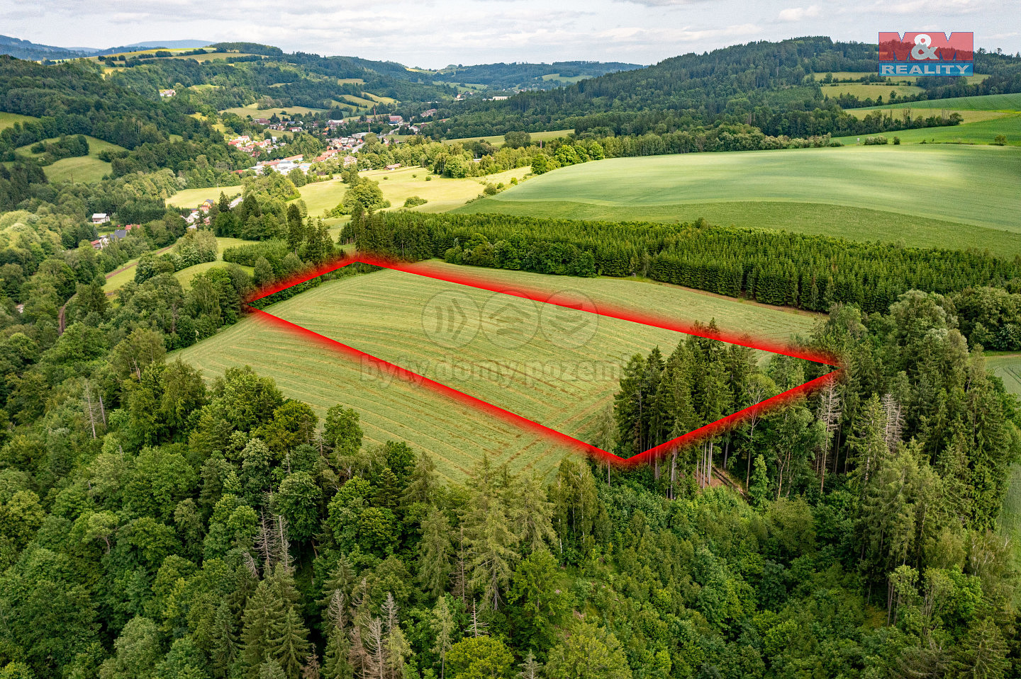 Prodej pole 45 004 m²