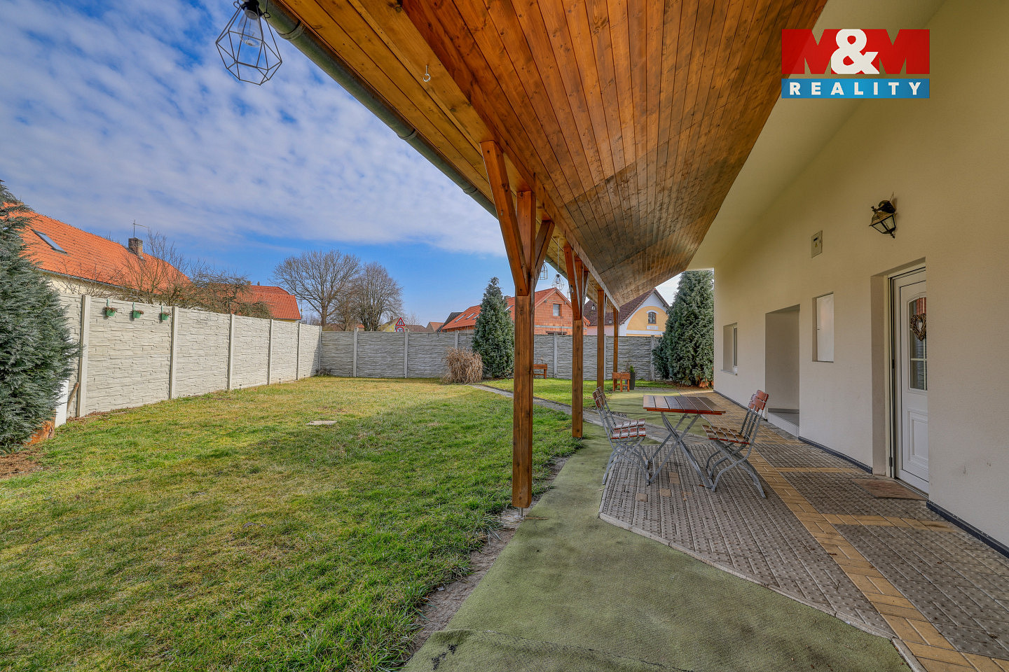 Prodej domu 218 m² s pozemkem 727 m² – fotografie 3