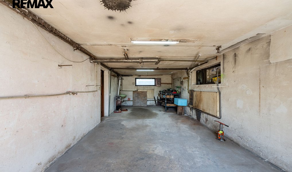 Prodej domu 408 m² s pozemkem 843 m², Pozlovice – náhled fotky 32