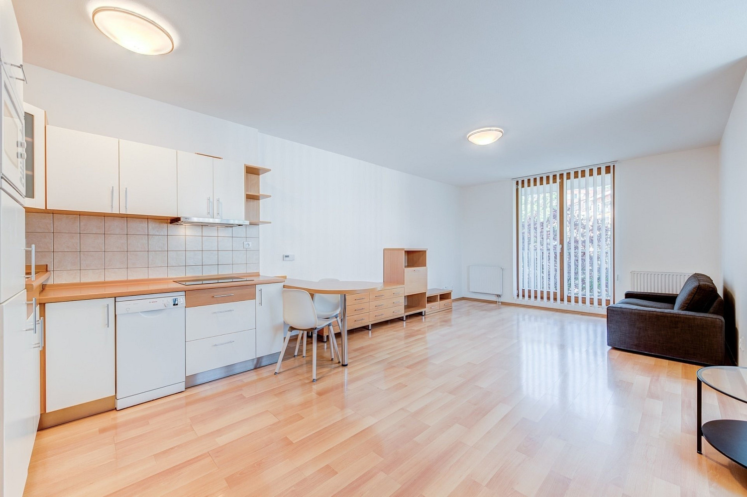 Prodej bytu 1+kk 42 m² – fotografie 2