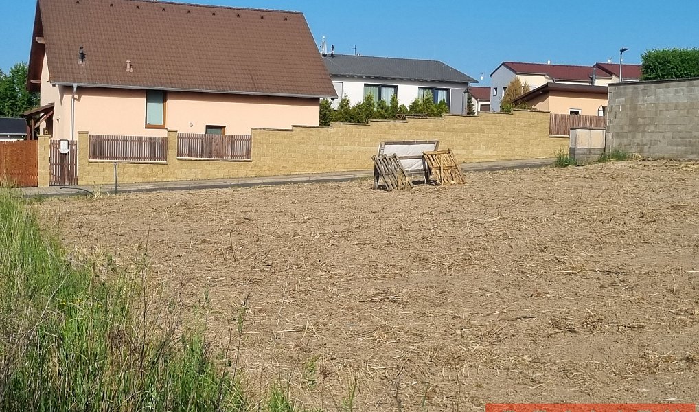 Prodej stavebního pozemku 640 m², Chýně – náhled fotky 5
