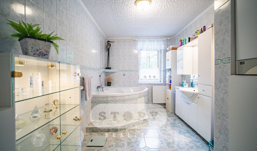 Prodej domu 182 m² s pozemkem 1 064 m², Uničov – náhled fotky 16