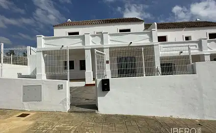 Prodej domu 211 m² s pozemkem 211 m², Doña Julia, Španělsko